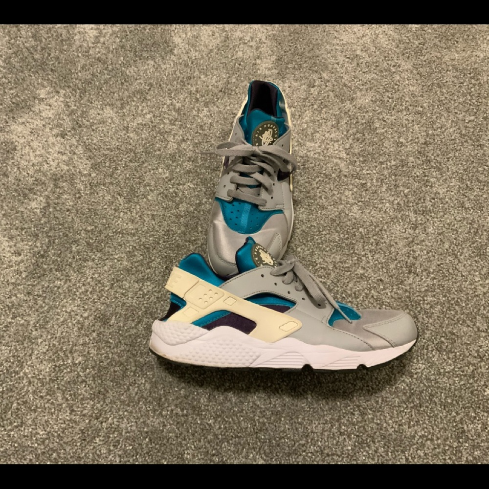 Nike Huarache Sneakers